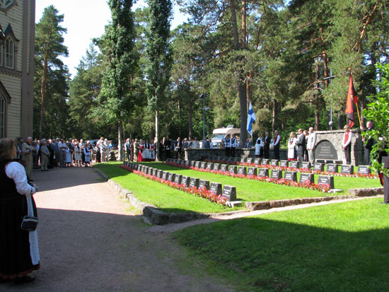 sankarihaudalla
